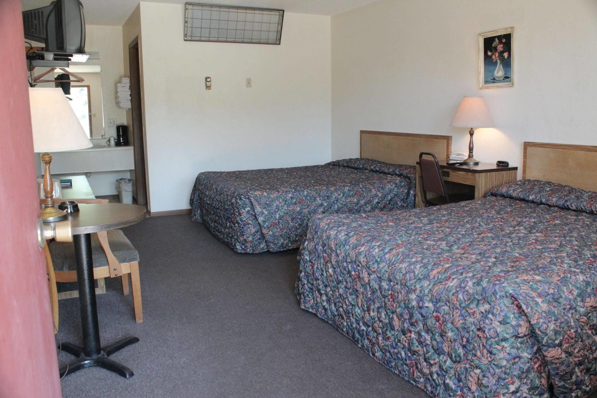The Lake House Inn Laurie Екстер'єр фото